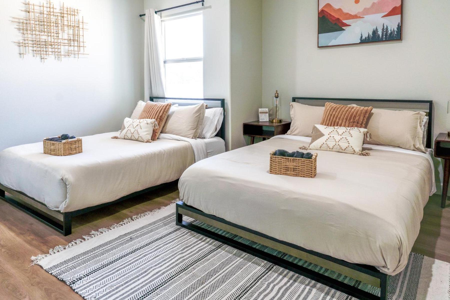 3Br Disney Vila Unit W Parking & Ev - Close To Beaches Midway City エクステリア 写真